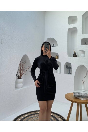 3648-SİYAH KADİFE ÖNDEN BAĞLAMALI KISA ELBİSE