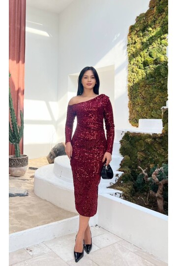 3650-BORDO TEK OMUZ MİDİ BOY PULPAYET ELBİSE
