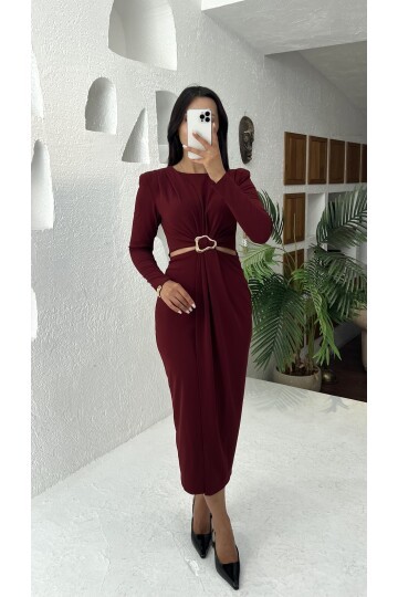 3655-BORDO YANLARI AÇIK GOLD TOKA DETAYLI ELBİSE