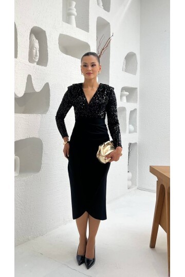 3676-SİYAH PULPAYET KRUVZE YAKA ELBİSE