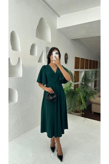 3707-ZÜMRÜT KRUVAZE YAKA KİLOŞ ELBİSE