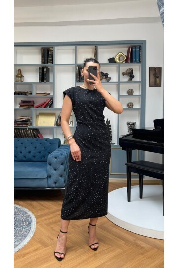 3708-SİYAH TAŞLI DRAPELİ ELBİSE