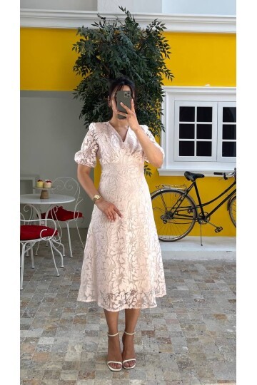 3740-PUDRA FİSTO ÇİÇEK DESEN ELBİSE