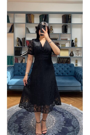 3740-SİYAH FİSTO ÇİÇEK DESEN ELBİSE