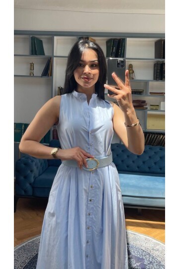 3747-MAVİ KEMERLİ SIFIR KOL ELBİSE