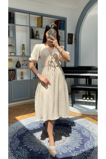 3753-BEJ GÖĞÜS KISMI BAĞLAMA DETAY ELBİSE