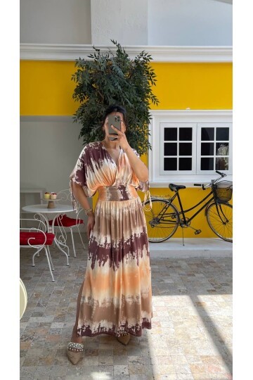 3778-ZİGZAG DESEN KOLLARI BONCUK DETAYLI ELBİSE