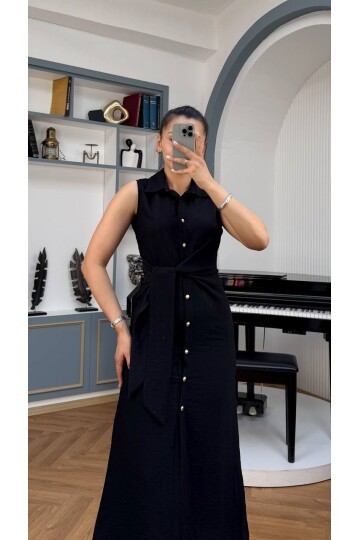 3789-SİYAH KETEN GOLD DÜĞMELİ ELBİSE