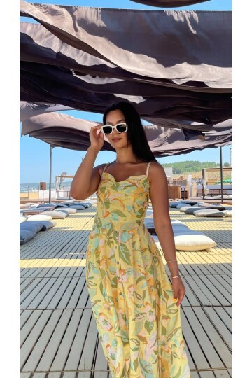 3786-SARI KETEN ÇİÇEKLİ DÜĞMELİ ELBİSE