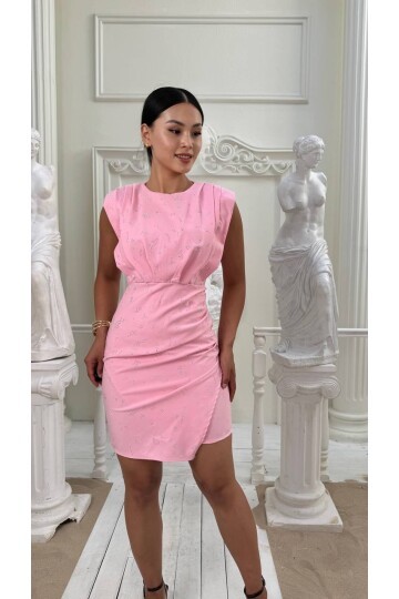 3794-PEMBE TAŞLI KISA ETEĞİ DRAPELİ ELBİSE