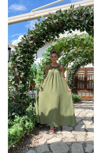 3807-HAKİ HALTER YAKA KRİNKIL KUMAŞ ELBİSE