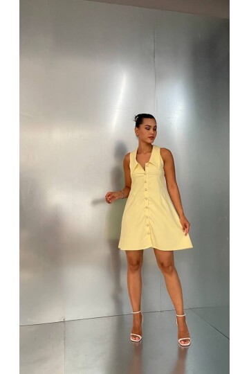 3808-SARI BEBE YAKA TOP DÜĞMELİ ELBİSE