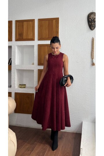 3825-BORDO SÜET KUMAŞ SIFIR KOL KİLOŞ ELBİSE