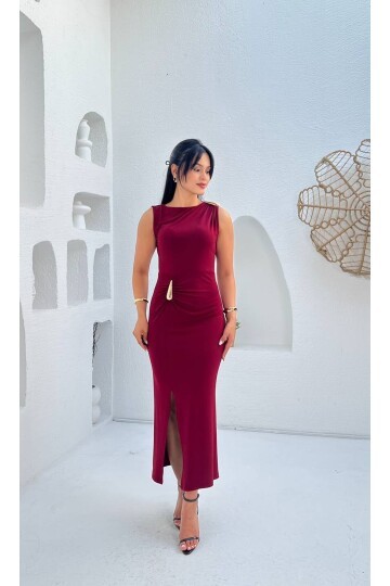 3846-BORDO SIFIR KOL OMUZ DRAPLEİ TOKALI ELBİSE