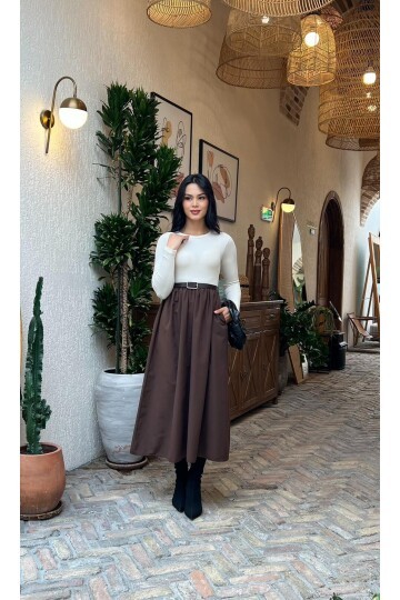 3857-BEJE KAHVE   ÜST KAŞKORSE ALT POPLİN KEMERLİ ELBİSE