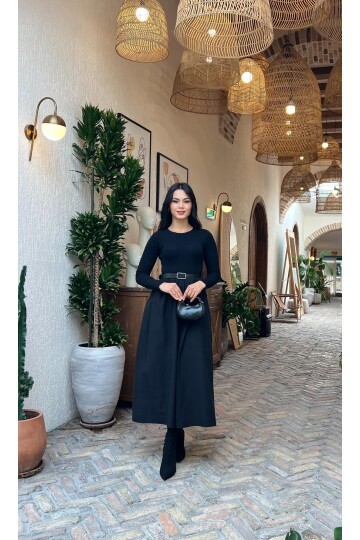 3857-SİYAHA SİYAH  ÜST KAŞKORSE ALT POPLİN KEMERLİ ELBİSE