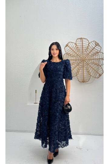 3876-LACİVERT PRENSES OMUZ GÜL KUMAŞ ELBİSE