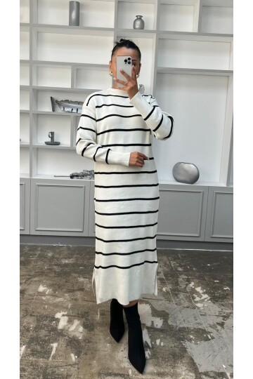 BEYAZ BİSİKLET YAKA ÇİZGİLİ TRİKO ELBİSE