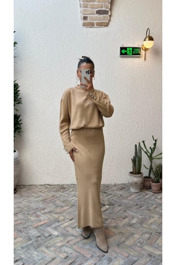 BİSKUVİ KOLLARI İNCİ DETAY ETEKLİ TAKIM